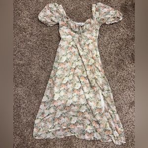 COPY - Beautiful Floral Patterned Midi Dress